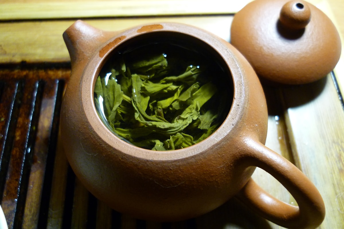 新式茶饮带动原料茶需求,广西茶叶全产业链产值持续增长配图